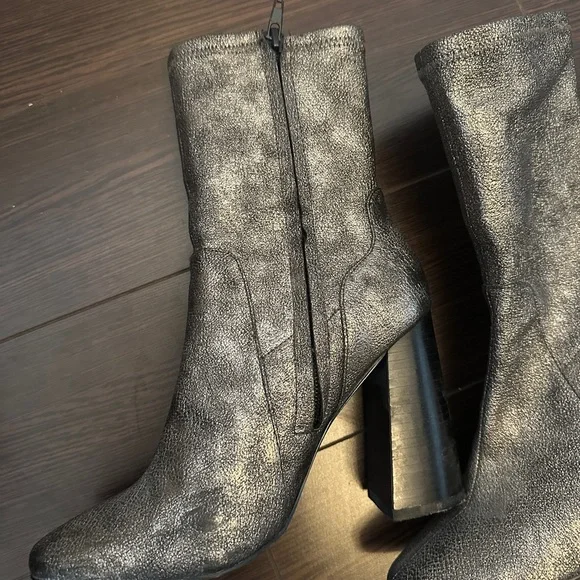 Metallic boot heels - Picture 2 of 2